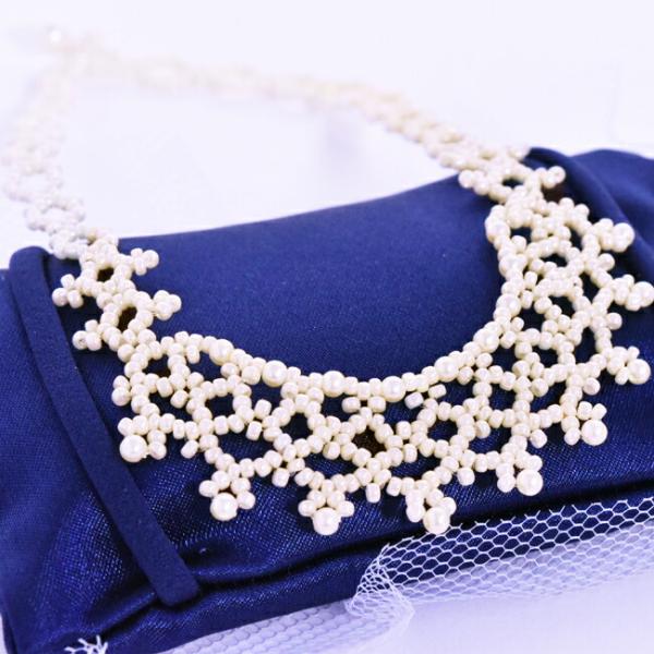 空き状況は「すべて見る」を押してチェック！フォーマルドレスやプリンセスドレスに合わせてワンランク上のドレスアップを☆繊細なレースみたいなビーズネックレス。 どんなドレスも華やかに演出してくれます。発表会やコンクール、結婚式、七五三などのシー...