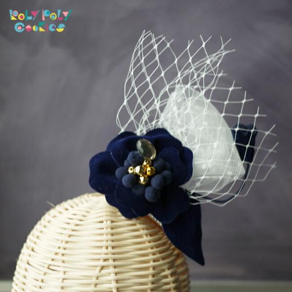 空き状況は「すべて見る」を押してチェック！鈴とお花とチュールのついた可愛いバレッタです。お花の中央に鈴がついているので、動くとチリチリ小さな鈴の音がします。洋装にも和装にもどちらでも似合うデザインです。軽いのでお子様にも負担になりにくいです...