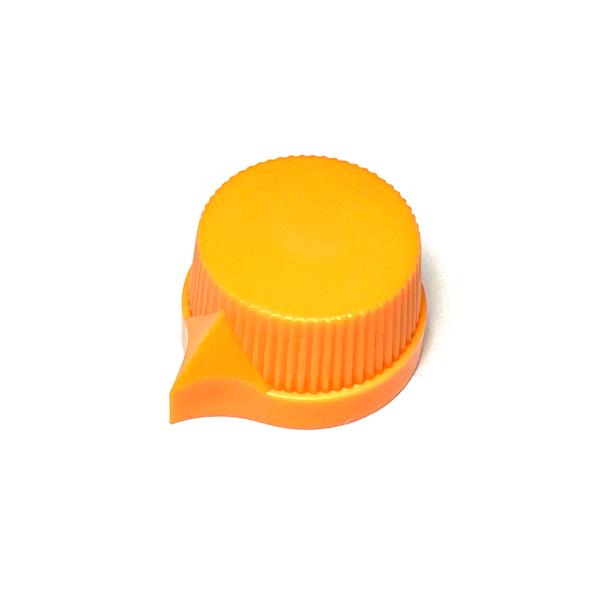 クチバシ型のポインターが特徴的なノブ17mm(D) x 11mm(H)対応シャフト径： 6.35mm カラー：オレンジ