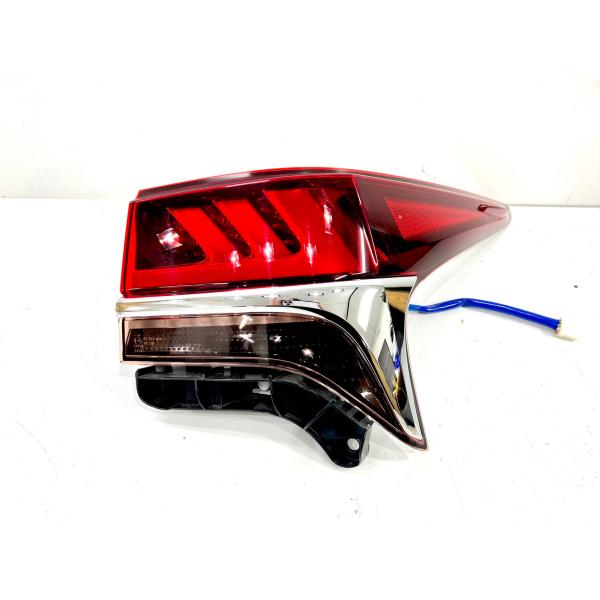 レクサスLS500 VXFA50 前期 純正テールライト 右 KOITO 50-176 （36A