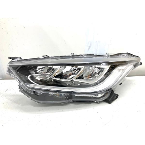 ♪ジャンク♪ ヤリス MXPA10/MXPH10 純正 ヘッドランプ 左 LED KOITO