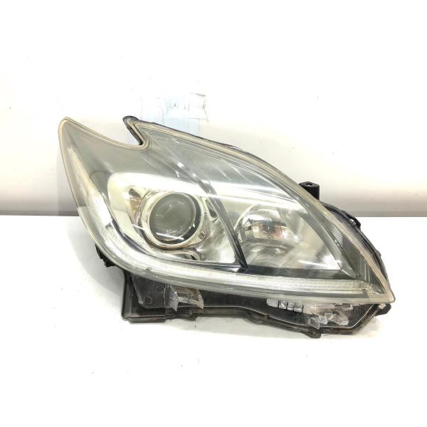 プリウス ZVW30 後期 ヘッドライト 右 KOITO 47-49 repart_63a-38