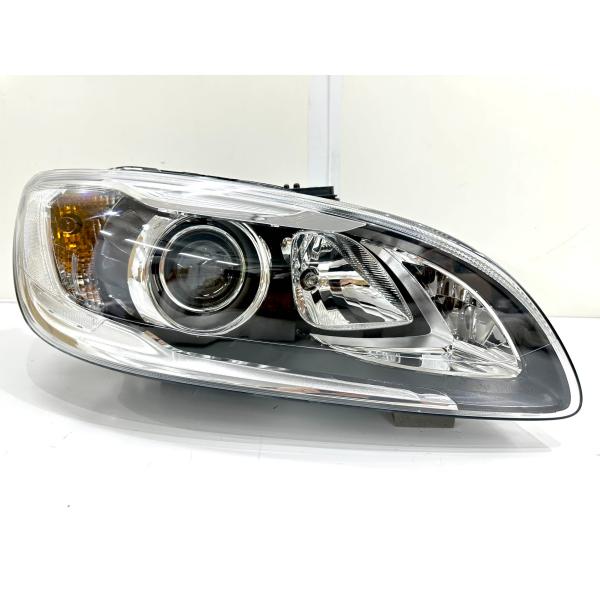軽キズ】ボルボ V60/S60 FB/FD系 後期 純正ヘッドライト 右 31698821