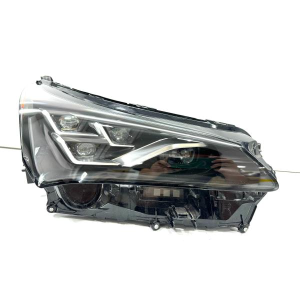 と*し様 LEXUS ヘッドライト KOITO 78-32 良品】 レクサスNX 純正LEDフォグランプ 右 KOITO・78-7 （44-19