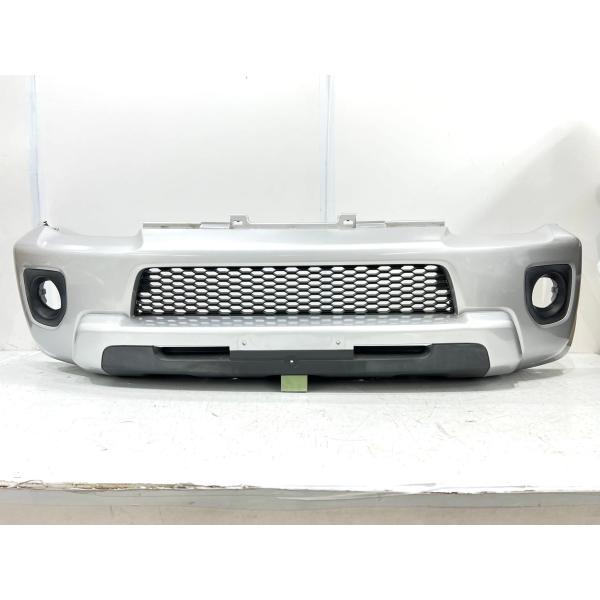 軽キズ】 ジムニーシエラ JB43W 純正フロントバンパー シルバー 71711