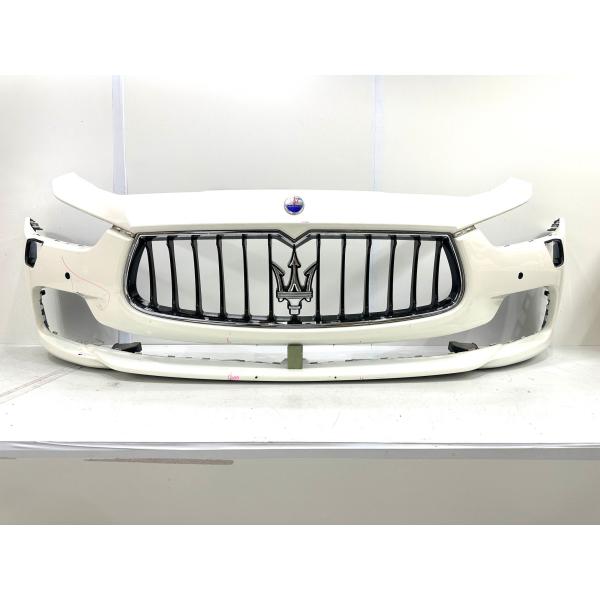 マセラティギブリ！！フロントバンパー美品！！ repart_b40-25