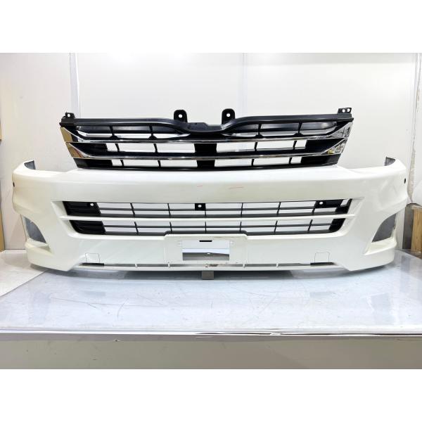 【連休限定値下げ】ハイエース200系 正規品モデリスタグリル 200系 ハイエース 3型ワイド 純正フロントバンパー・モデリスタグリル