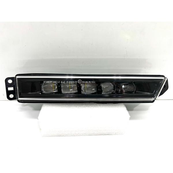 ☆良品☆ ホンダ ステップワゴン スパーダ RP3/4/5 後期 純正 右 LED