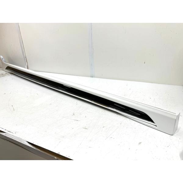 未使用・TRD】カムリ70 AXVH70 サイドステップ 右 パール MS344-33004