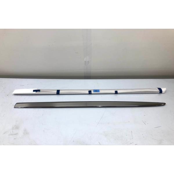 トヨタ シエンタ NSP170G 純正 左 ウィンドウモール 左前後 08173