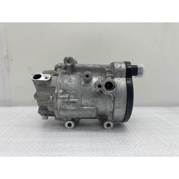 トヨタ プリウス ZVW50 純正 エアコンコンプレッサー 88370-47092