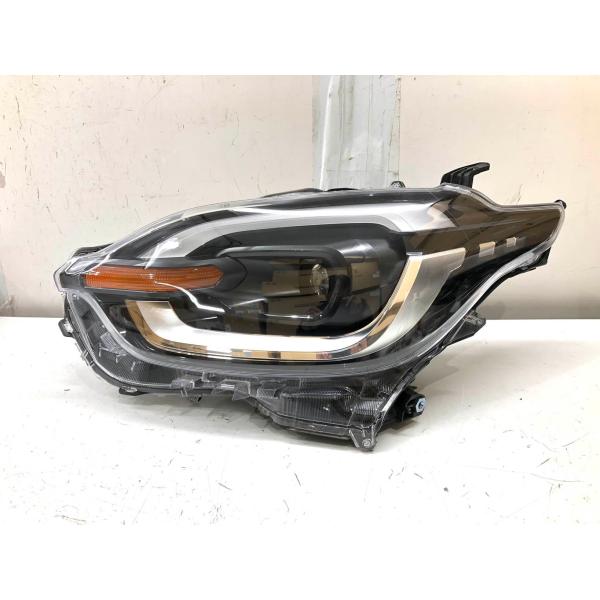 ♪レンズ綺麗♪シエンタ MXPC10G 純正 ヘッドランプ 左 LED