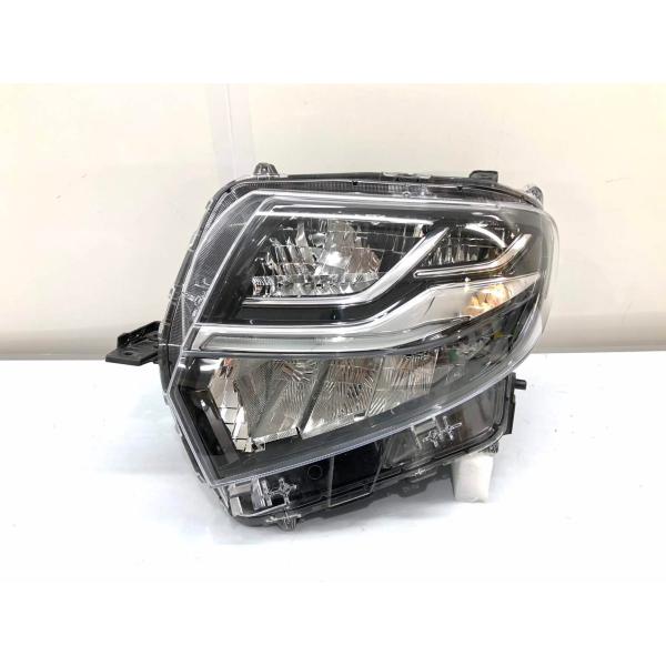 LA650S タントカスタム　左　ヘッドライト enishigo_40-454