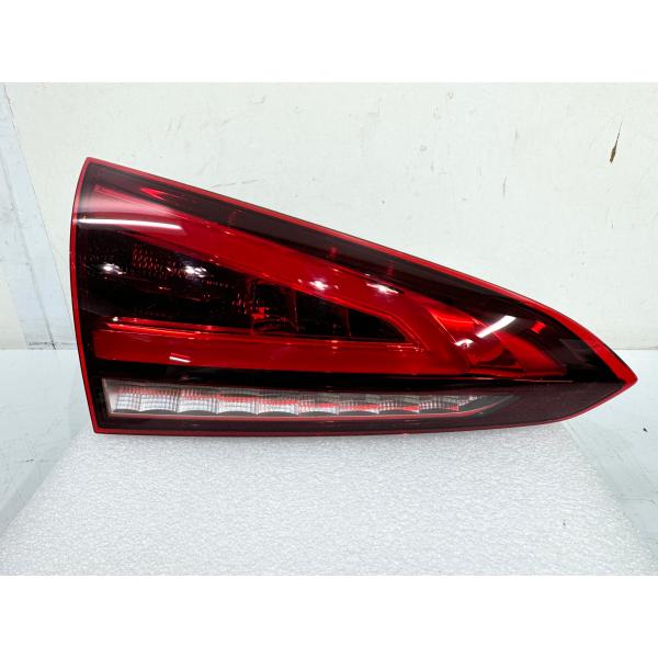 良品】ベンツ W177 Aクラス 純正テールライト 左 A1779061900