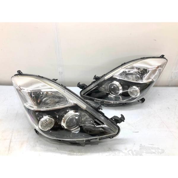 ♪良品♪アイシス ZGM10 後期 純正 ヘッドランプ 左右 ハロゲン