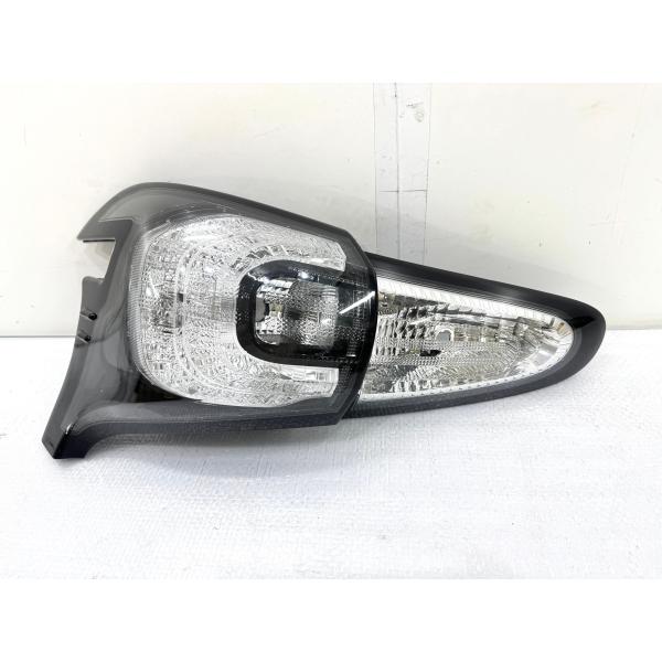 シエンタ NCP170/NSP170 純正テールライト 左 KOITO 52-283/52-285