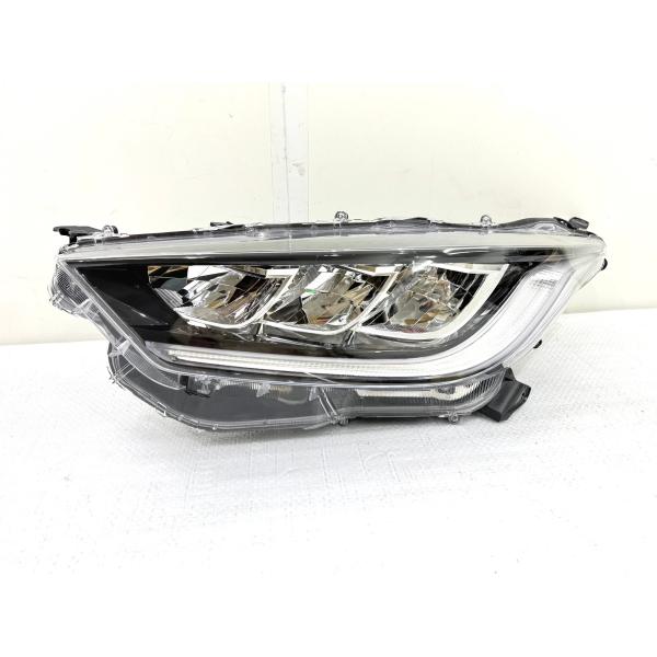 ヤリス　 左ヘッドライト　 KOITO K03 LED K2 ヤリス MXPA10/KSP210 純正LEDヘッドライト 左 KOITO K0-3/刻印K2