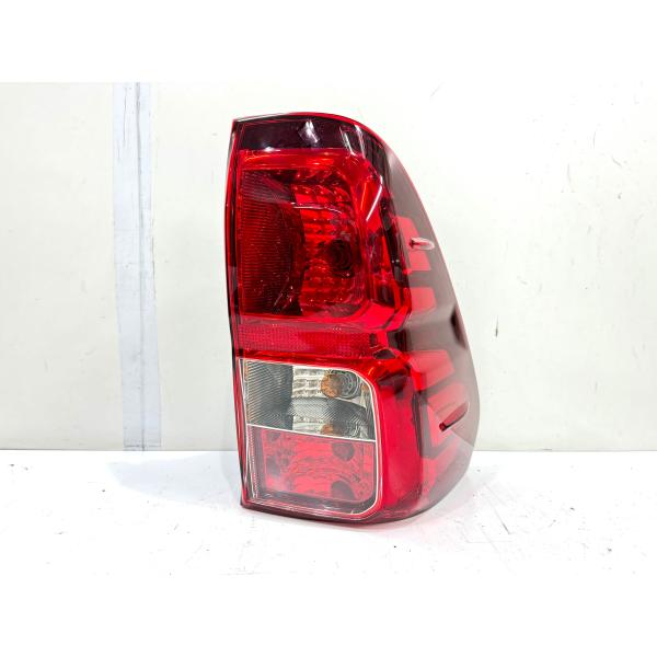 良品】ハイラックス GUN125 純正テールライト 右 0K-38/刻印AD （Z43