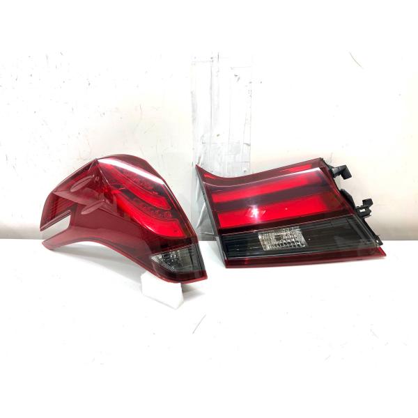 アルファードAGH30W 左バックドアテールLED 純正部品　美品 アルファードAGH30W 左バックドアテールLED 純正部品