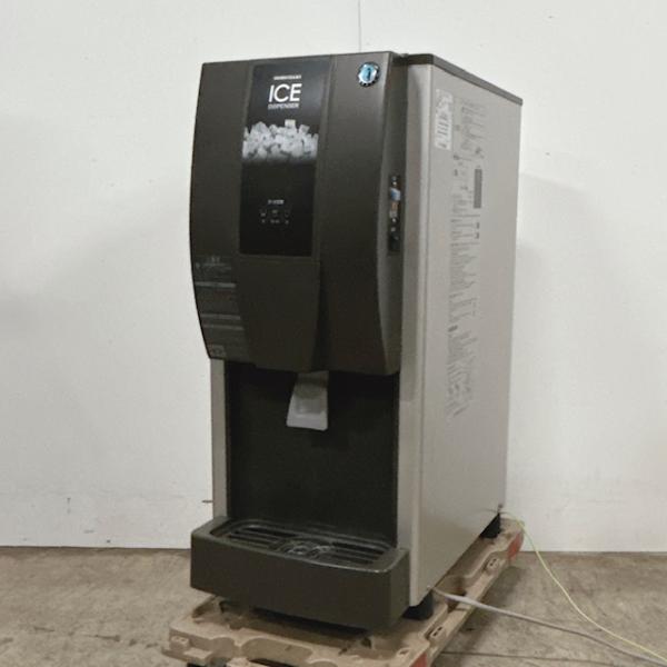 【中古】HOSHIZAKI/ホシザキ 業務用 チップアイスディスペンサー 製氷機 DCM-115K W350×D585×H815(mm) 2020年製