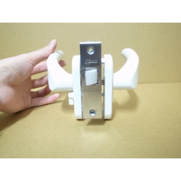 Toto 樹脂製浴室用レバーハンドル錠 Ekh3pw10 玄関 ドア 扉 修理 補修 交換 部品 パーツ Buyee Buyee 日本の通販商品 オークションの代理入札 代理購入