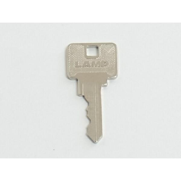 ランプ面付シリンダー錠 2620用純正キー 「2682」番 （販売は1本売り 