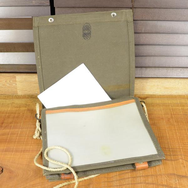 スウェーデン軍放出品 マップケース M39 [ 難あり / タイプ1 ] 軍物 軍