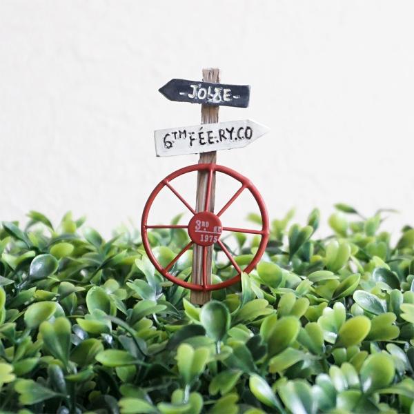 【メール便可（1通につき6本まで）】■内容：1本■サイズ：全長約10cm・飾り部分：高さ約6.5cm×幅約3.5cm×奥行き約1cm■素材：レジン・アイアン■写真内の花瓶・小物等は商品に含まれません。■デザイン上、ややラフな仕上げになってい...