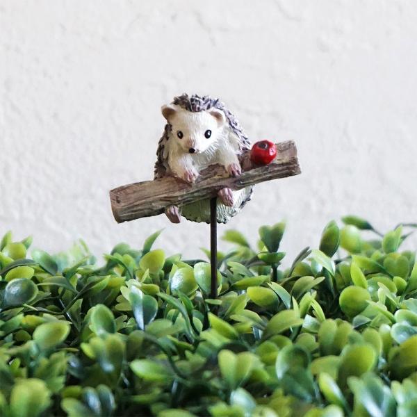 ■内容：1本■サイズ：全長約30cm・飾り部分：高さ約3.5cm×幅約5cm×奥行き約3cm■素材：レジン・アイアン■写真内の花瓶・小物等は商品に含まれません。■デザイン上、ややラフな仕上げになっています。傷や塗装ムラ、塗装の垂れなどが見受...