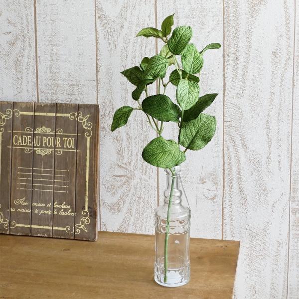 ■内容：1本■サイズ：約 全長35cm・葉長3.5〜6cm■素材：ポリエステル・PE・鉄等※茎を少し曲げて梱包させていただく場合があります。予めご了承ください。■写真内の花瓶・小物等は商品に含まれません。■こちらの商品は手作業で作られており...