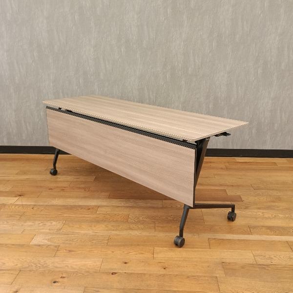 【メーカー】オカムラ / OKAMURA【型番】81F5SP-9109【製造年】2019年製【カラー】ベージュ※色名はメーカー公式色名称と異なる場合がございます。【当店管理番号】10002289【サイズ詳細】幅:約1800mm / 奥行:約...