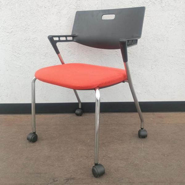 Vitra ミーティングチェア E0534 座面カラー：オレンジ レッド 中古クリーニング済み