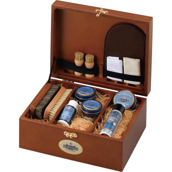 resources-shoecare_4540