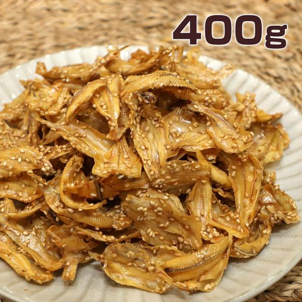 ・薄く開いたいわしを骨までパリパリに食べられるまで焼き上げた「いわしせんべい」です・ほどよい甘さの味付に、香ばしいゴマをまぶしています・カルシウム補給のおやつとして、スナック感覚でお楽しみいただけます。お子様のおやつやお酒のおつまみにおすす...