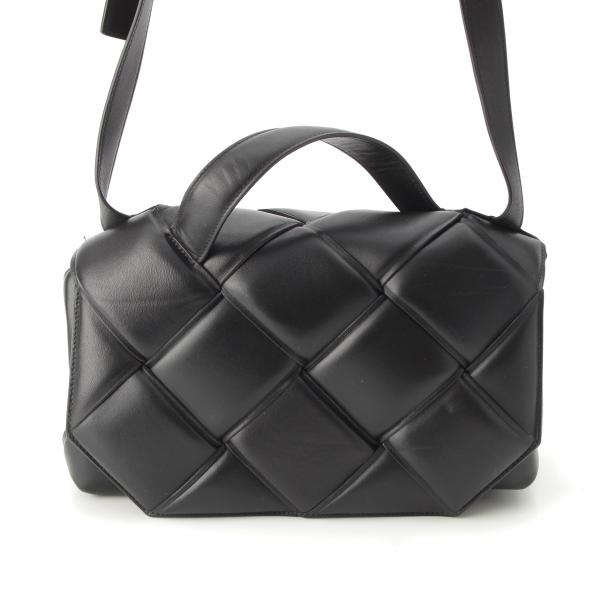 BOTTEGA VENETA（ボッテガ・ヴェネタ） マキシイントレチャート レザー