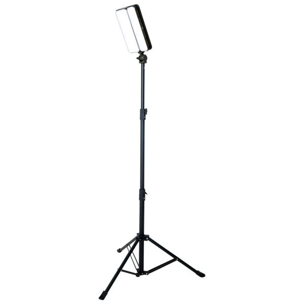 メインとサイドの2つのLED光源を持ち、合計9,000mAhの大容量バッテリー搭載、最大3,000ルーメンで最高地点1.9mから広く明るく照らすIP44のソーラー・USB充電LED投光器メインランプとサイドランプは切り離して使用可能。大型の...