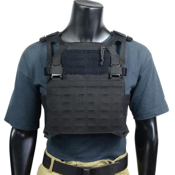 【実物】Direct Action プレートキャリア　BearCat 一式 Direct Action BEARCAT ULTRALIGHT PLATE CARRIER SET | REALMENT