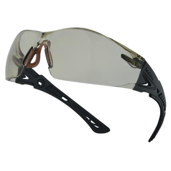 ●抜群のフィット感と独自のレンズ保護技術を取り入れたサングラス●レンズは防曇・耐傷性に優れる、独自技術のプラチナムコーティング。紫外線を99.99％カット。ポリカーボネイトとラバーを組み合わせたテンプルはズレにくく、安定したホールド感を実現...