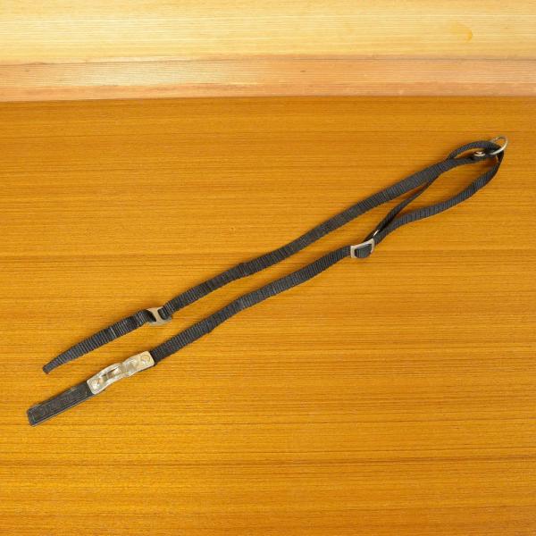 ●雪山での紛失防止に。信頼のEDELRID製リーシュコード。●ドイツ軍で使用されていた放出品のスキー板用リーシュコードです。【軍放出品のご購入を検討されているお客様へ。ご購入前に必ず下記の説明文、注意文を最後までご一読いただきますようお願い...