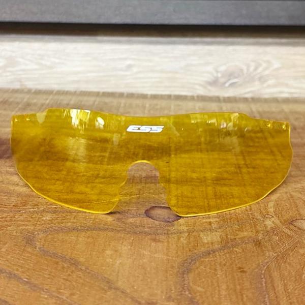 ●優れた耐久性で様々な軍や法執行機関で使用されるアイウェアのレンズ●米軍より払い下げられた「ESS」のアイシールド「ICE シューティンググラス」用交換レンズです。●交換レンズの詳細 適合モデル:ICE シューティンググラス●ESS:ESS...