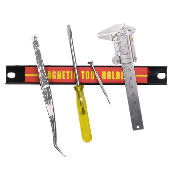 ●強力磁石で工具を楽チン整理●ドライバー、スパナといった金属製の工具をマグネットのバーに貼り付けて整理整頓することができます。本体は付属のネジを使い、左右2ヶ所を壁にネジ止めして取り付けるため、穴あけができる壁面でのみ使用可能。※連結用アダ...