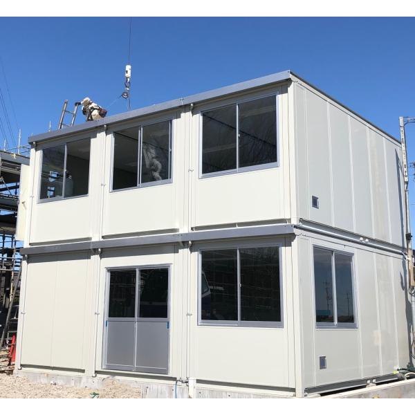 ユニットハウス１２坪×2階建　★メーカー雨漏り１年保証付　　　　　　　　　　　　　正面7,050×奥行5,700ｘ高さ2,675mm×２F (外柱寸法)トラックで運搬、クレーン※別途 で吊り上げ。短時間でカンタン設置蛍光灯、コンセント、換気...