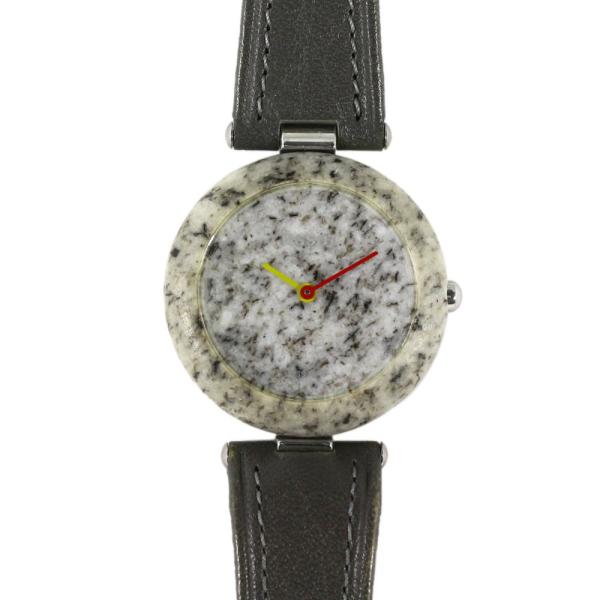 Tissot rock watch R150 美品 Vintage Tissot Rock Watch Brown/Black Granite Stone Taupe