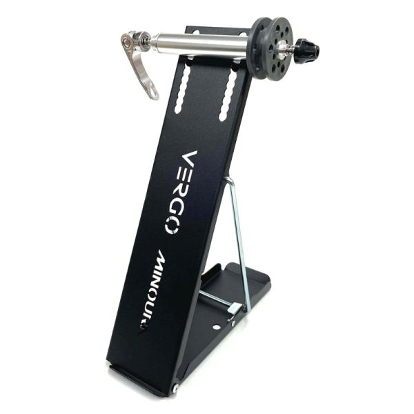 車載する際に自転車後輪を外してリアエンドに装着し、床への油の付着やギア歯・リアディレーラ等の接触を回避するサポートスタンド。前輪側をVERGO-TF/TAに装着し、後輪側を本商品に装着します。ハブ軸の固定位置は床面から235〜290mmの間...