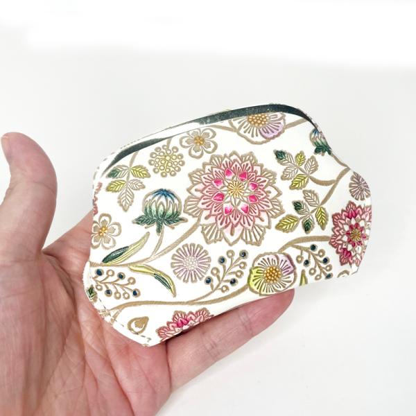 新品未使用 文庫屋大関 ダリアベリーピンク三つ折りミニ財布 定価25300円 新品未使用 文庫屋大関 ダリアベリーピンク三つ折りミニ財布 定価25300