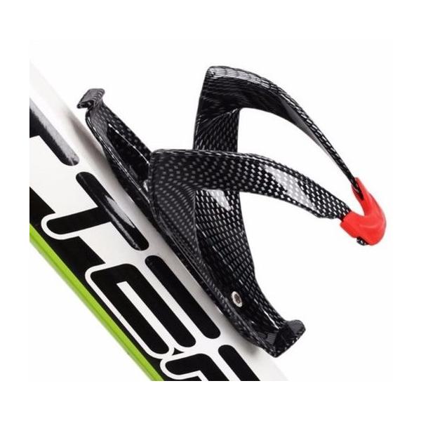 ●単品1個での販売です。(お得な2個セットも別に販売しています。)自転車に取り付けて使用する、ボトルホルダーです。サイズ 高さ 約15cm 直径 約8cm500mlペットボトルがピッタリです。カーボンっぽいチェックの柄がカッコイイです♪形も...