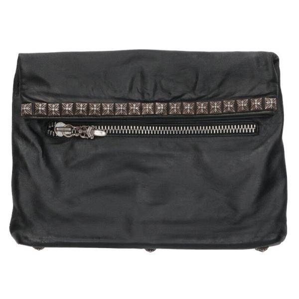 CHROME HEARTS（クロムハーツ） クラッチバッグ ピラミッド装飾レザー