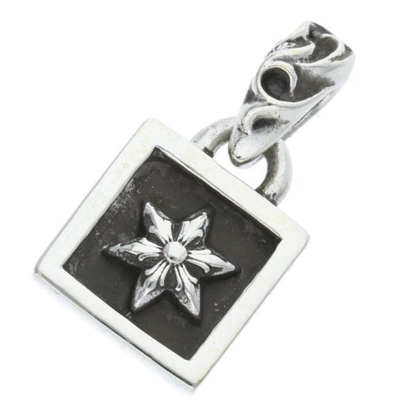 CHROME HEARTS（クロムハーツ） FRAMED STAR フレームドスター