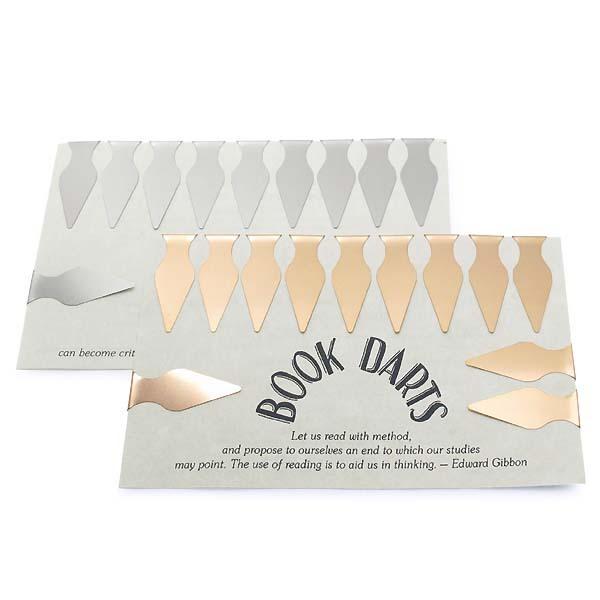 ■カテゴリー ： ブックマーク ( しおり )■ブランド ： BOOK DARTS ( ブックダーツ )■材質 ： ステンレススチール / ブロンズ■サイズ ： 全長27 mm■生産国 ： USA■通信販売価格 ： 600円 + 税