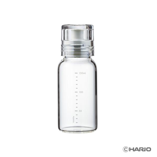 振って・作って・注いで・保存する、が可能なドレッシングボトルです。ネジ口で密封性があるので、材料を入れたら振って攪拌してドレッシングが作れます。切れの良い注ぎ口で液もれしにくく、収納しやすいスリムボトル形状です。ボトルは耐熱ガラス製なので、...